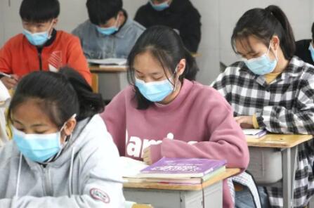 初三复读去哪调学籍？学籍怎么处理？
