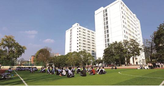 河南32中专学校推荐公办（河南三十二中学）