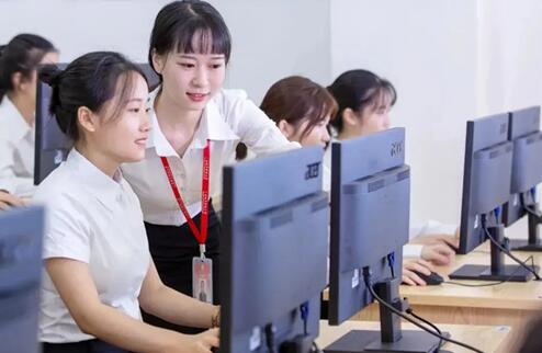 中专毕业了能干什么？能干嘛？