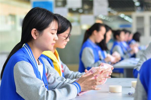 河南工业学校 专业排名